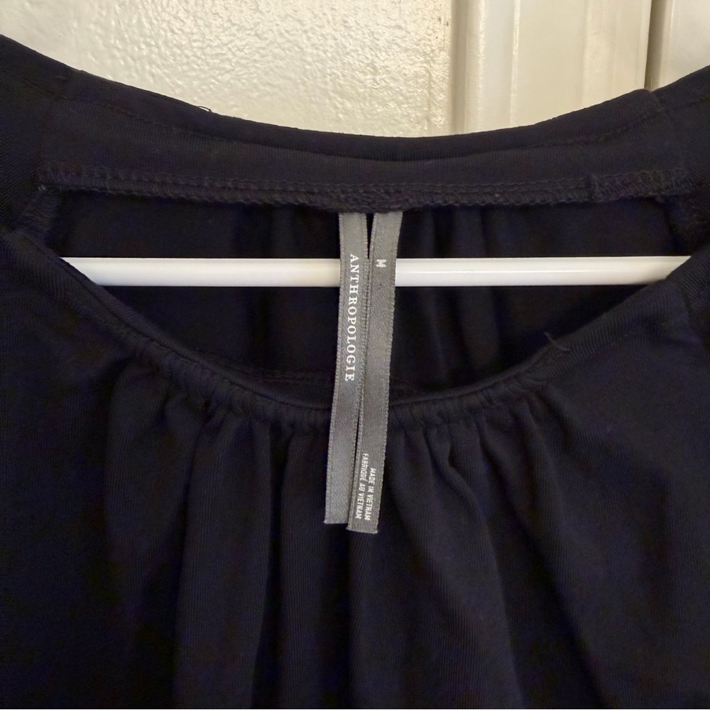 Anthropologie Black Ruched Side Top Cap Sleeve Size Medium - Picture 5 of 9